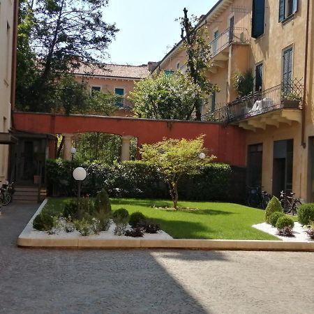 Castle View Lodge Intero Appartamento Verona Centro Storico Exterior photo